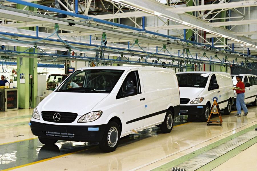  Mercedes-Benz Viano 2004 года  (фото 51 из 234)